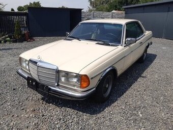 Mercedes Benz w123 coupe 230