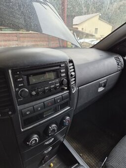 Kia sorento 2.5 crdi radio