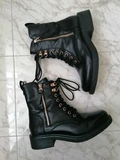 Čierne zimné topánky v. 40 Jenny Fairy