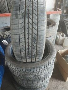 Pneu 285/40R22