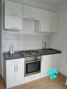 PREDAJ - Investičný 1-izbový byt s balkónom, centrum Rožňava