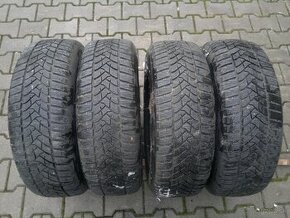 Zimne pneu. Dunlop 205/60 r16