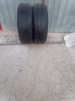 Predám 2ks zimné pneu 205/55R16 Laufenn dezen 5,8mm