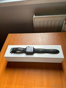 Apple Watch 4 44mm - 1