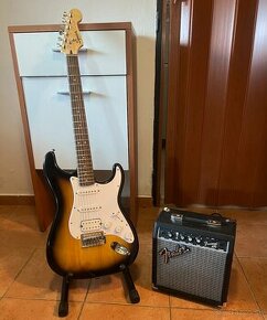 Elektrická gitara Fender Squier Bullet Stratocaster HSS