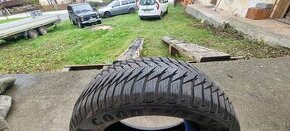 186/60 r14 good year ultra grip 8 - 1