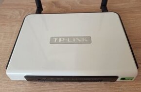 TP-Link TL-WR1042ND router