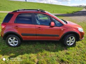 SUZUKI SX4 1, 6 BENZÍN 79 kw  4x4 73000km