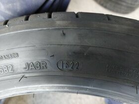 Predam NOVE letne pneu 4x 225/45R19 Dunlop RFT