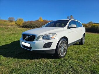 VOLVO XC 60 AWD , 151kW (205PS)