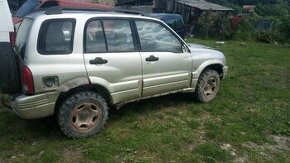 Suzuki Grand Vitara 2.0 benzin - 1