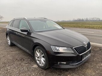 Škoda Superb Combi 2.0 TDI 190k 4x4 Style DSG