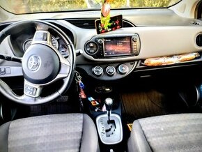 Yaris 1.3 vvti automat 1.majitel - 1