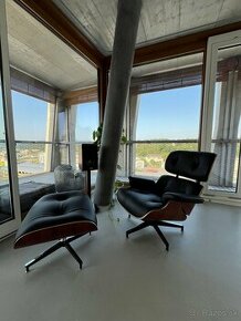 Dizajnové kreslo a taburetka - štýl Eames(Vitra), pravá koža