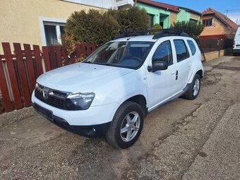 DACIA DUSTER 1,6 BENZÍN 4X4 ROK 2011