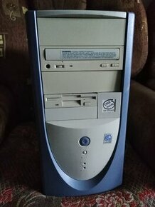 Pentium III funkčné ale sú aj napučané kondenzátory-RETRO - 1