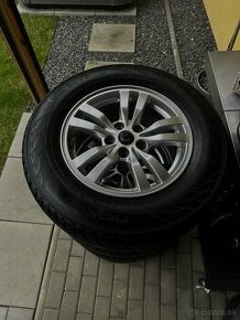 R16 215/70 5x114 mitsubishi outlander - 1