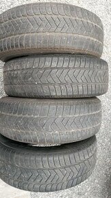 Predam zimne pneumatiky 215/65 R17 99H Pirelli Scorpion M+S