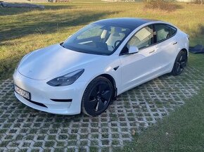 Tesla model 3 SR+, 2023, 60 kWh LFP batéria