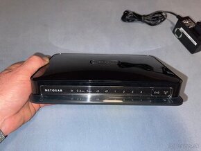 Netgear WNDR3700