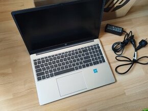 ✅ Predám nepoužívaný notebook HP G10 Silver ✅