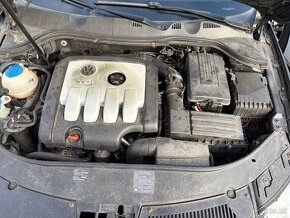 Predam motor na VW Passat 2,0TDI 103 kW 2007