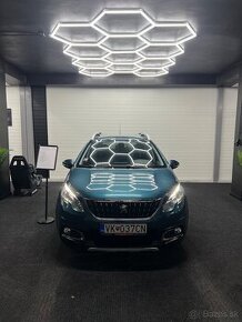 Peugeot 2008 2019 106 tis km AT6 automat crossover 1.2T