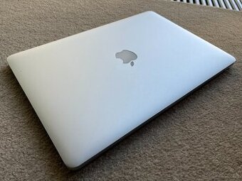 Macbook pro 15 2015 i7