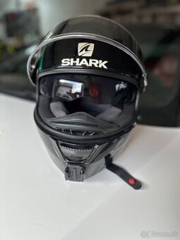 Shark helma M