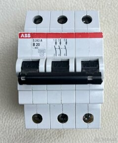 Predam ABB Istic 20A, char. B, skrat odolnost 6kA, trojpolov - 1