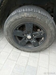 Pneumatiky + disky Jeep 235/65 R17, 5x127