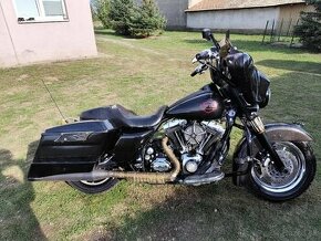 HARLEY DAVIDSON STREET GLIDE