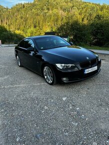 BMW 320i e92 coupe