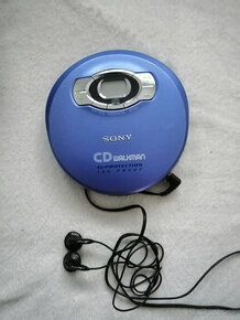 Predam CD prehravač walkman sony s puzdrom na 12 CD