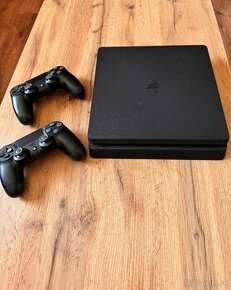 Predám Playstation 4 Slim 1TB