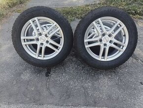 61.Audi A4 225/60 R17