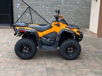 CAN-AM OUTLANDER 570