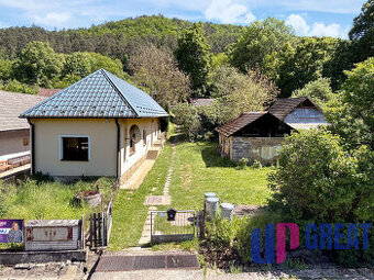 ZNÍŽENÁ CENA - NA PREDAJ rodinný dom / chalupa, Hrachovište - 1