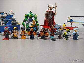 Lego set plus postavička marvel