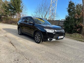 Mitsubishi Outlander 2.2 DI-D Intense+ A/T