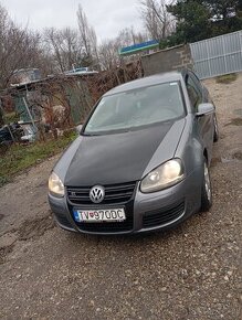 Predám vw.golf 5..1.4 benzín 55kw rv.2004