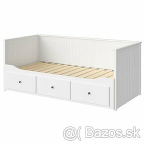 Hemnes postel