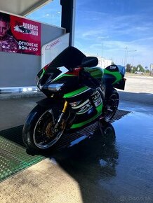 Kawasaki Zx6R