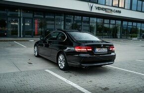 BMW e92 330i