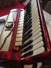 Akordeon/Harmonika Royal Standard Silvana