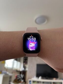 Apple Watch Series 6 40 mm - 1