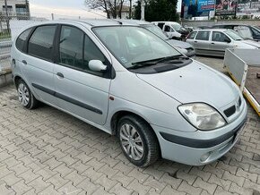 Lacno rozpredám Renault Megane Scenic 1996-1999 na náhradné - 1