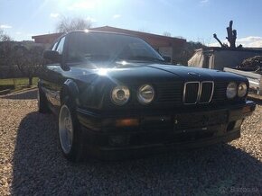 Bmwe30