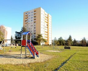 3 izbový byt s balkónom na PREDAJ