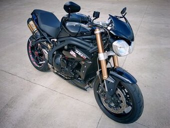 Triumph speed triple 1050